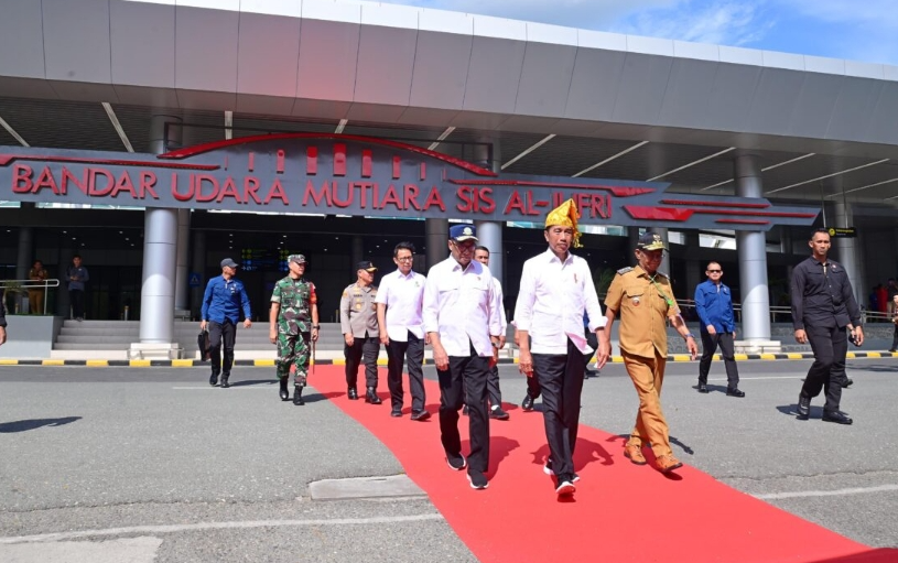 Telan Anggaran Rp567 Miliar Jokowi Resmikan Rekonstruksi Bandara