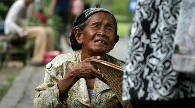 Sedekah di Pagi Hari