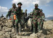 Indonesian military personnel were involved in disaster response efforts in Central Sulawesi on September 28, 2028. (Photo: Korem 132/Tadulako Archives)