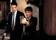 Copycat (1995), film garapan Jon Amiel yang kembali ditayangkan di Bioskop Trans TV pada 30 Juli 2025 lalu, membuktikan bahwa ketakutan terdalam manusia tidak selalu berwujud monster di lorong gelap, kadang, ia bersembunyi dalam pikiran yang terlalu tajam.