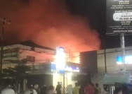 Kebakaran pasar inpres manonda