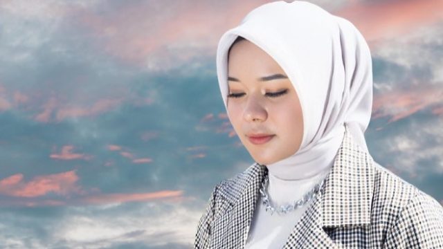 Bunga Sirait