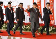Presiden RI Prabowo Subianto akan sikat aparat TNI dan Polri yang bekingi tambang ilegal.